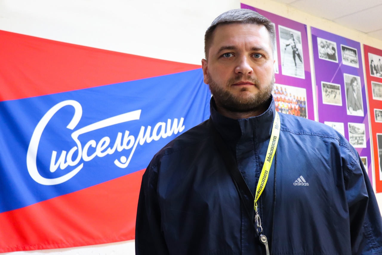 ХОККЕЙНЫЙ КЛУБ СИБСЕЛЬМАШ ПОЗДРАВЛЯЕТ Сергей Вячеславович, с днём рождения!