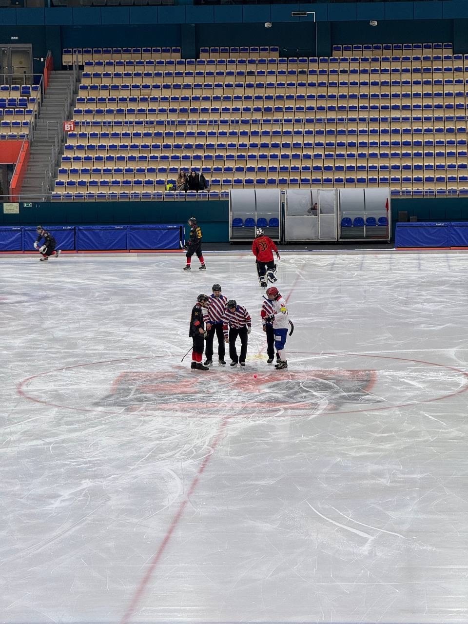 Потеряли три очкка